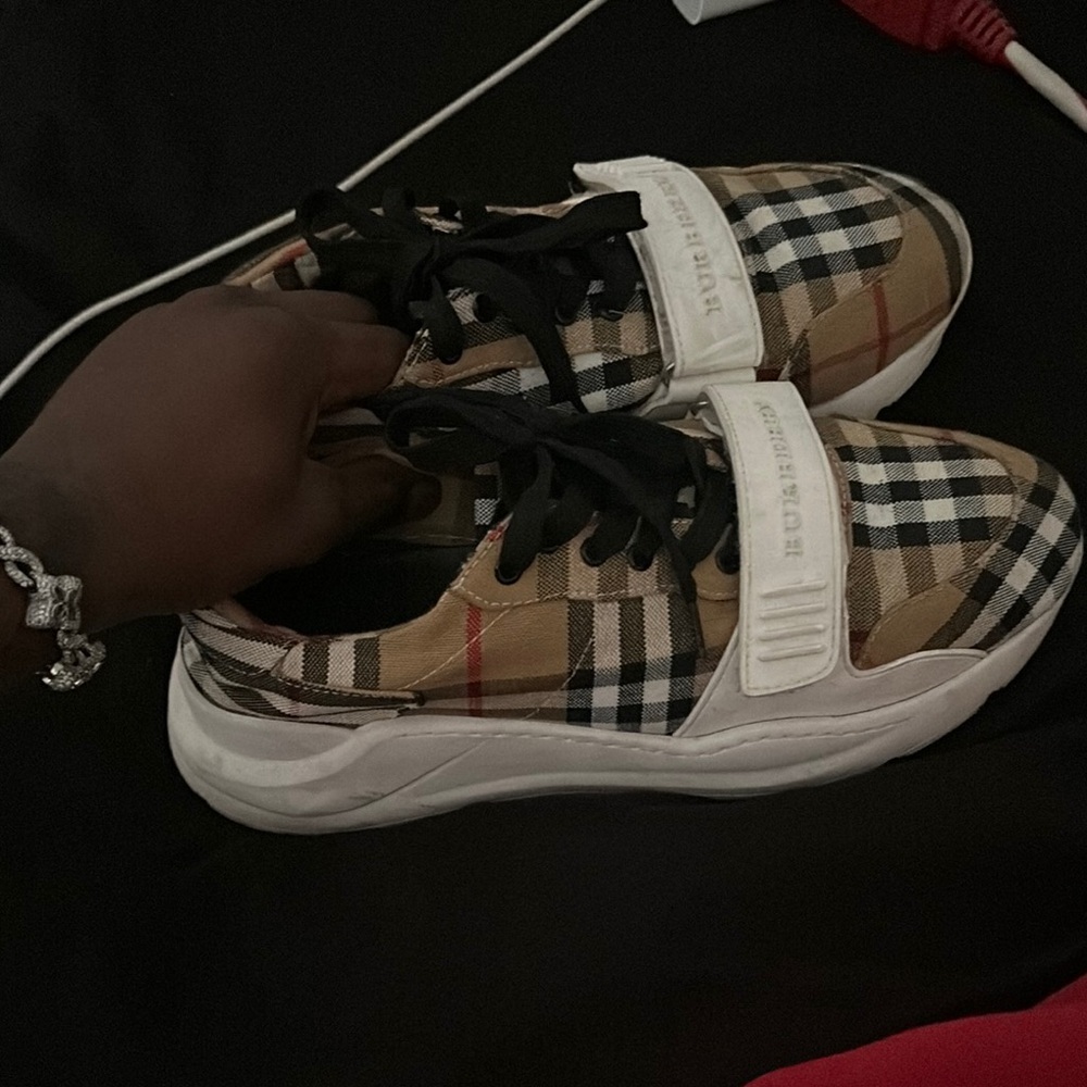 Burberry Black and Tan Sneakers Modern Streetwear